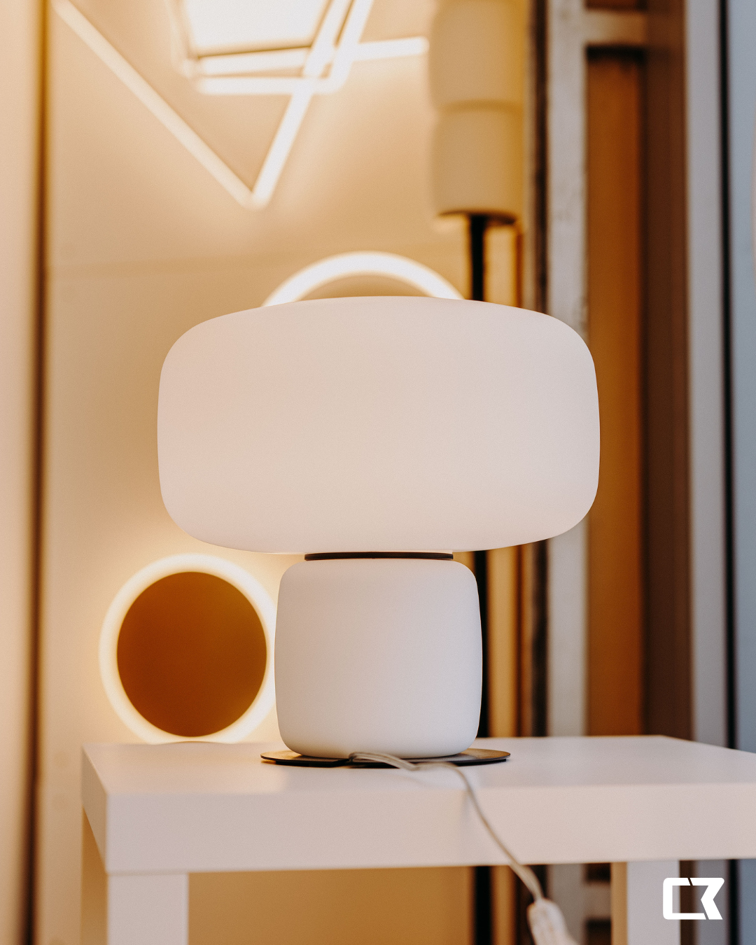 Maori lampada da tavolo bianco acidato DiGlass 1xE27